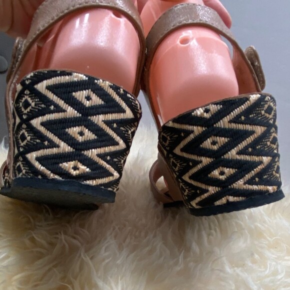 Silver Lining by Alivio Taupe Multi Kiara wedge heel strappy sandal EU 39 US 8.5 - Picture 6 of 10